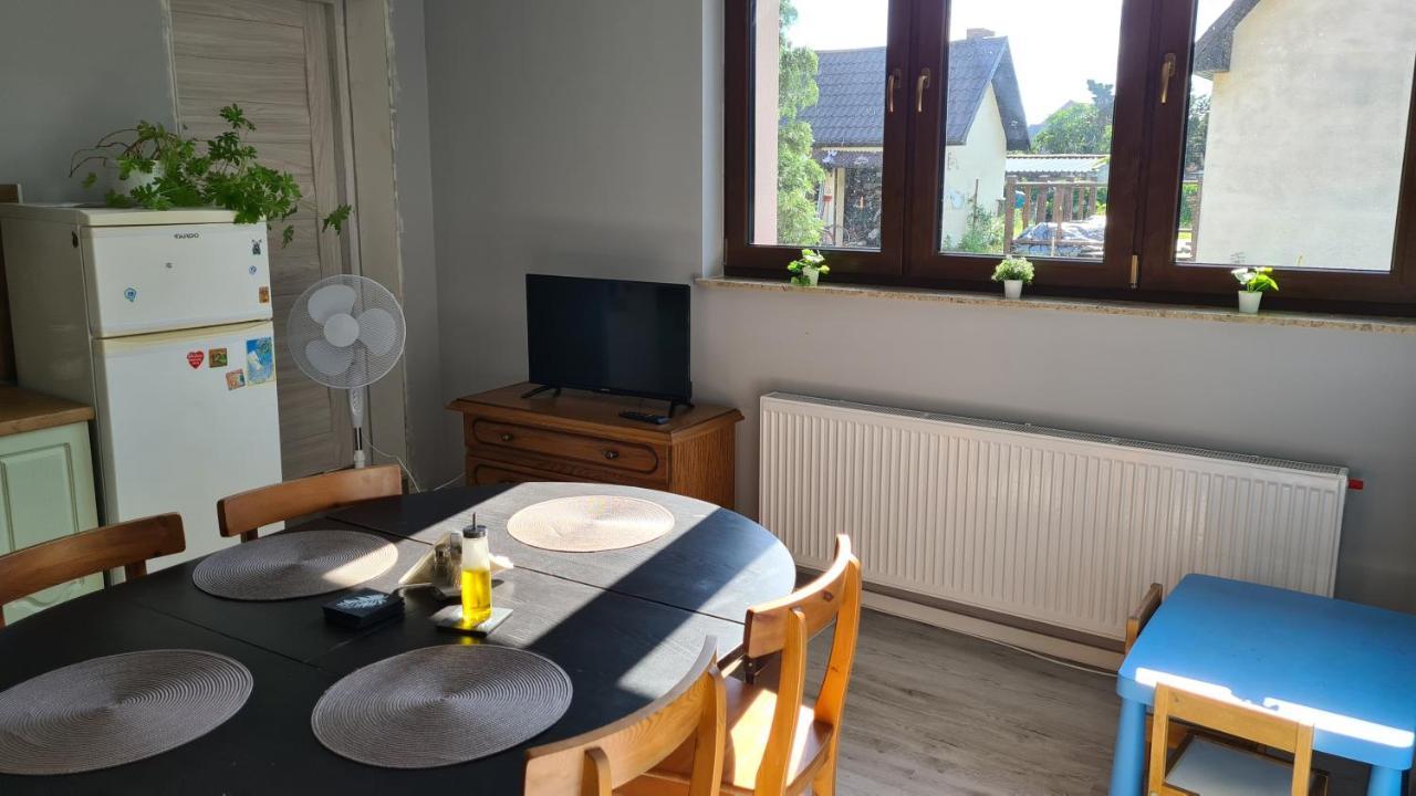 Urocze Apartamenty Na Wsi Goledzinow Exterior foto
