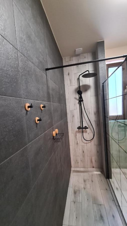 Urocze Apartamenty Na Wsi Goledzinow Exterior foto