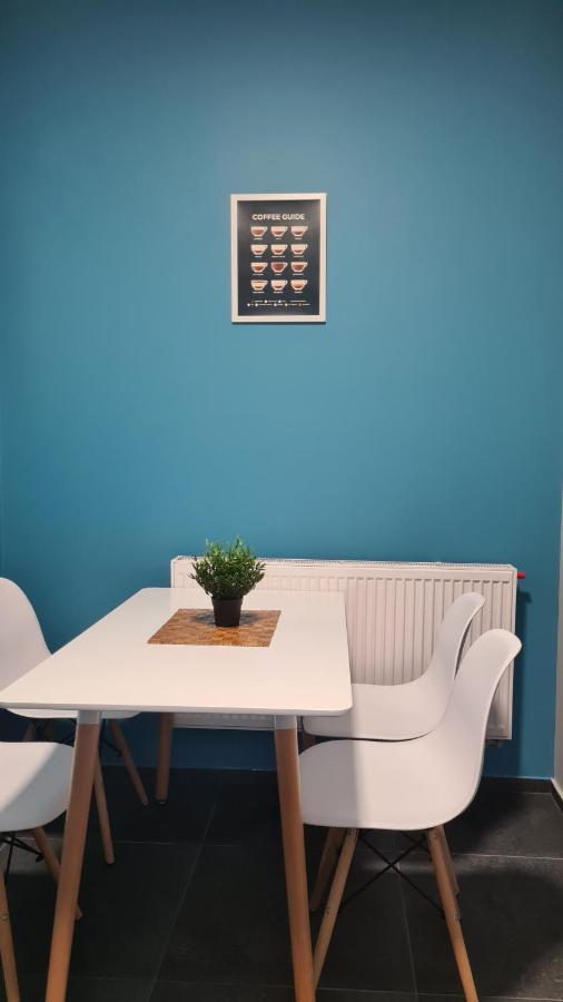 Urocze Apartamenty Na Wsi Goledzinow Exterior foto
